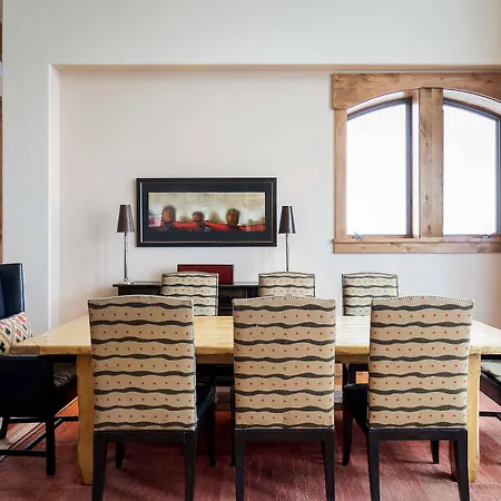The Hythe, A Luxury Collection Resort, Vail-3