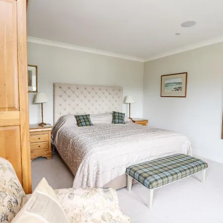 Fearnach Bay House-3