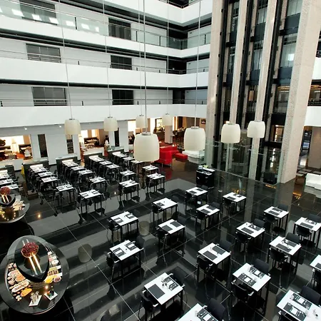 Hilton Madrid Airport-2