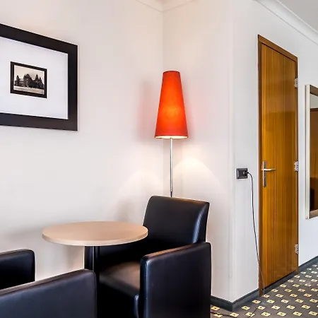 Hotel Die Port Van Cleve-3