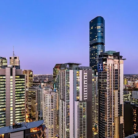 Oaks Brisbane Casino Tower Suites-3