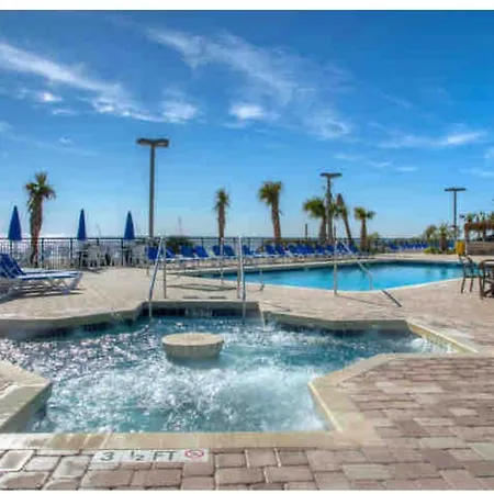 Upgraded Studio At Landmark Resort ! 17 Pools, Lazy Rivers, Jacuzzis! 814-3