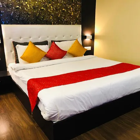 Hotel Grand Bhaagwat - Top Selling Property Of The Year - Beautifull Rooftop Terrace-2