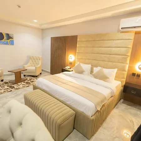 Tranquila Hotels And Suites Abuja-3