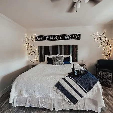 Woody Mountain Bed & Breakfast-3