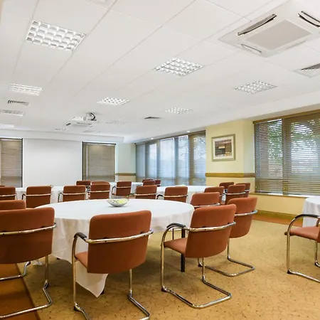 Leonardo Hotel Sheffield-3