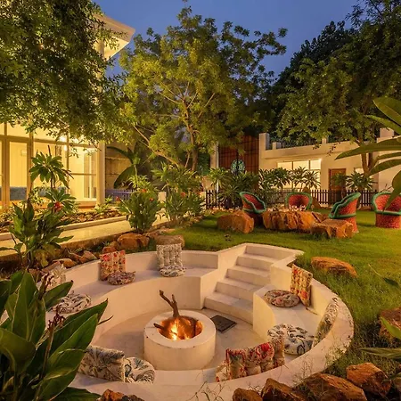 Stayvista's Indraj Manor: Roman-Inspired Villa with Garden & Fireplace-3
