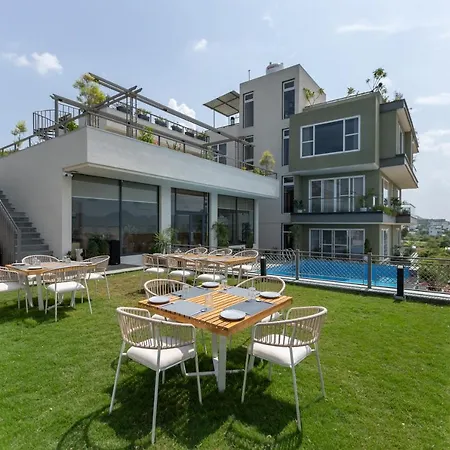 Suramya-A Luxury Boutique Hotel-3