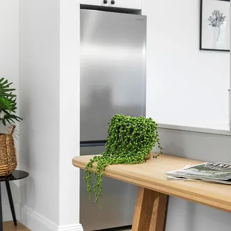 Hamilton Lodge Apartments By Urban Rest-3
