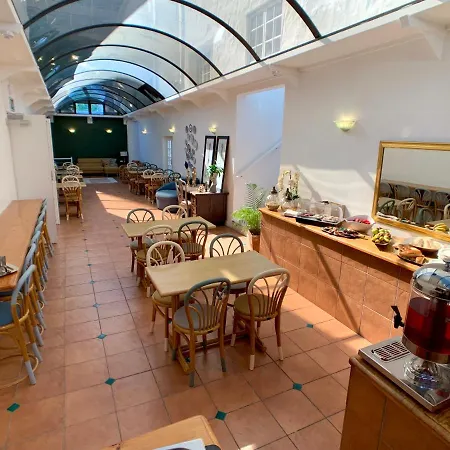Dale Court Guest House-2