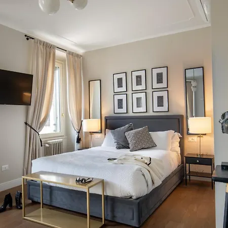 Daplace - Corso Monforte Suites-3
