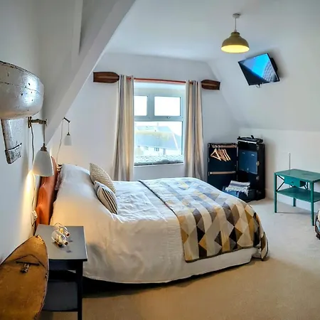 Treheveras Guest House-3