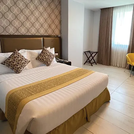 One Central Hotel & Suites-3