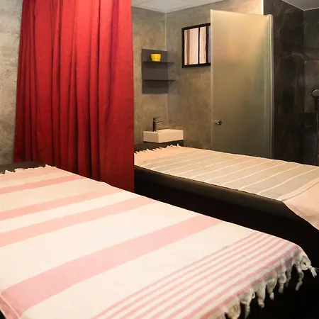 Four Seven Hotel-2