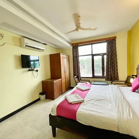 Hotel Surya Beach Inn ! Puri Near-Sea-Beach-And-Temple Fully-Air-Conditioned-Hotel With-Lift-And-Parking-Facility-3