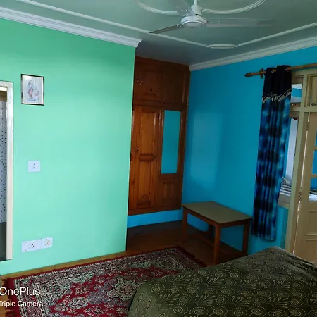 Jagatram Niwas Guesthouse Dharamkot-2