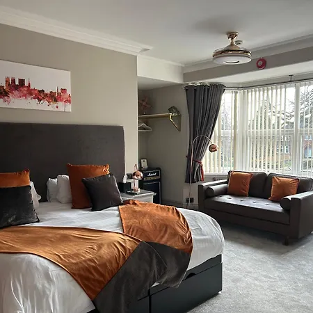 Ashbourne House-2