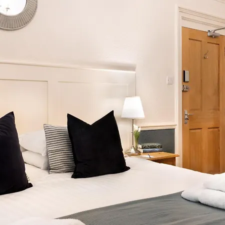 Fountains Guest House - Harrogate Stays With Free Parking-2