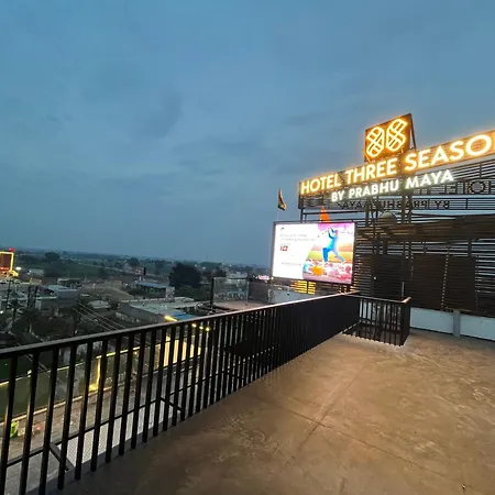 Hotel Three Seasons-2