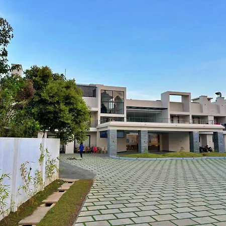 Vaga Nakshathra Suites-2