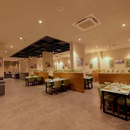 Luxo Kochi-2
