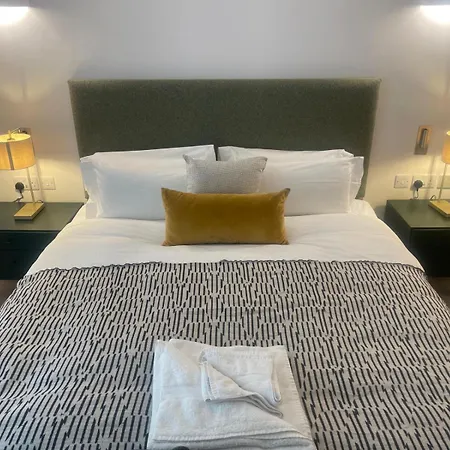 Chamber St Apartments-3