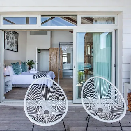 Far Horizons Camps Bay-3