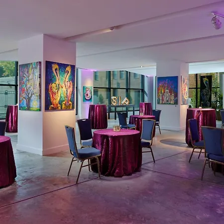Renaissance New Orleans Arts Warehouse District Hotel-2