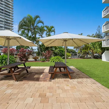 Hi Ho Beach Apartments On Broadbeach-3