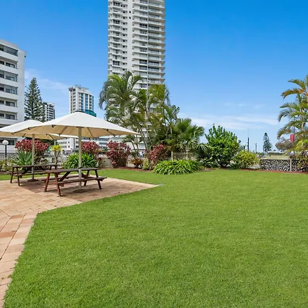 Hi Ho Beach Apartments On Broadbeach-3