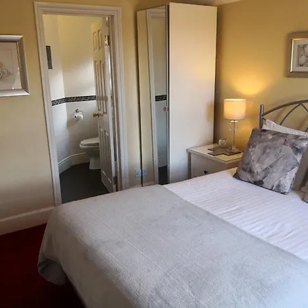 Ashgrove House-2