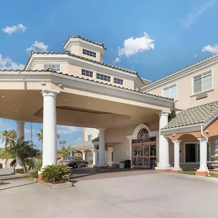 Comfort Suites Oceanside Camp Pendleton Area-3