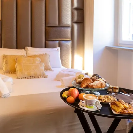 Fontana Di Trevi Roma Luxury Suites-3