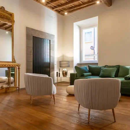 Fontana Di Trevi Roma Luxury Suites-2