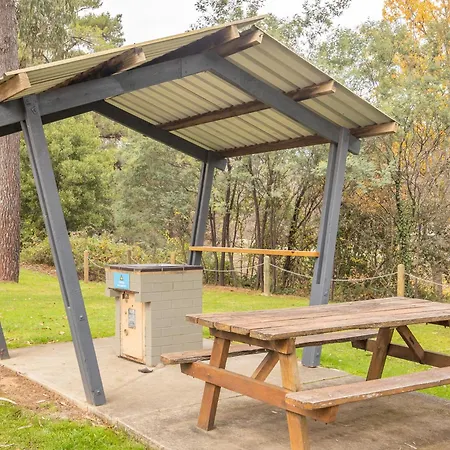 Nrma Bright Holiday Park-2
