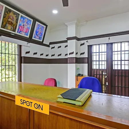 Spot On Vinayaka Tourist Home-3