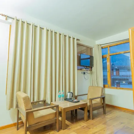 Hotel Rising Star Near To Mall Road #Budgetfriendly #Bigrooms #Garden #Bonfire #Parking #Forestview #Mountainview-2