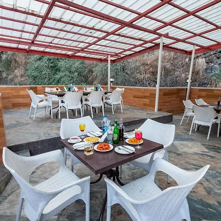Rock Castle By Dls Hotels-3