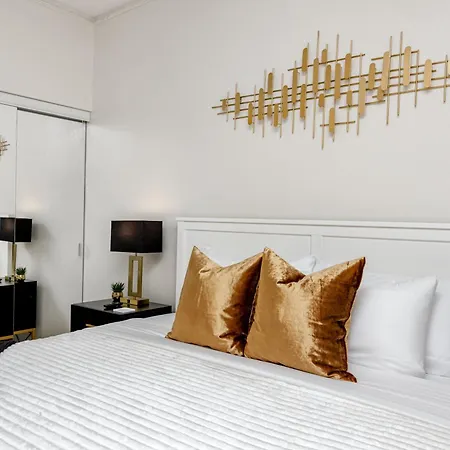 Elegant Waterfront Place For Two/Boca Ciega Resort-3