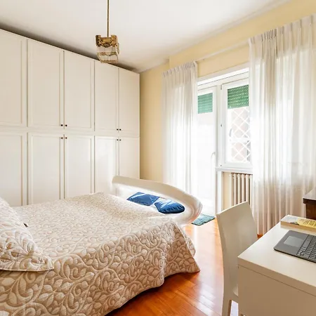 Penthouse Room Private Bath & Wi Fi Ac-2