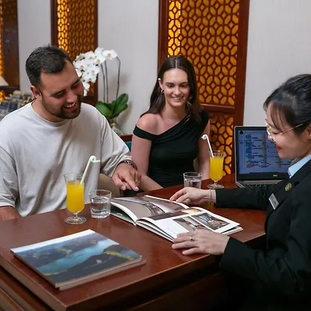 Oriental Suites Hotel & Spa-2