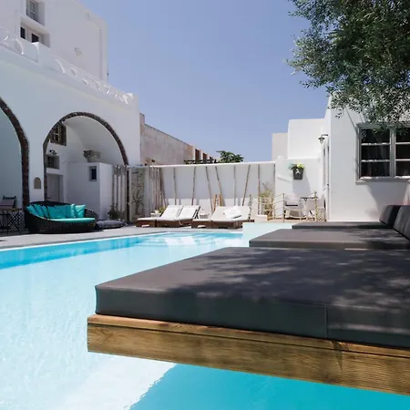 The Museum Project Oia-2