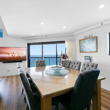 Burleigh Esplanade Apartments-3