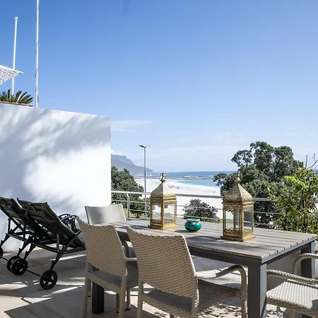 Sea Castle Hotel Camps Bay-3