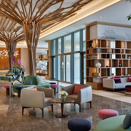 Doubletree By Hilton Sharjah Waterfront Hotel And Residences-3