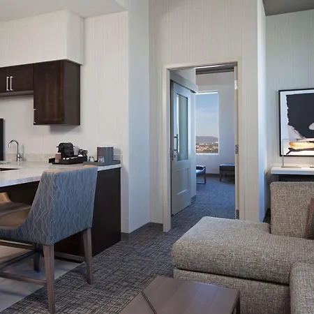 H Hotel Los Angeles, Curio Collection By Hilton-2