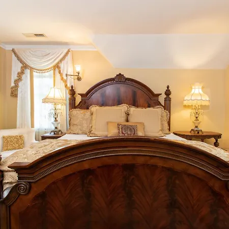 Black Walnut B&B Inn-3