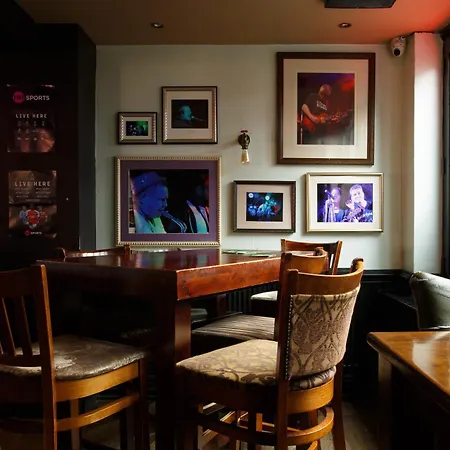 The Saddle Inn-2