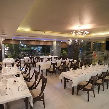 Hotel Atulyaa Taj-2