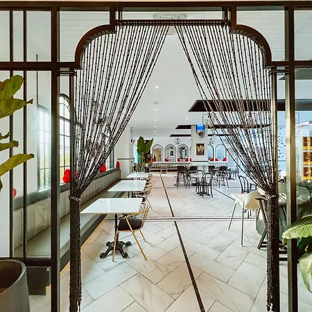 Ratri Hotel Phuket Old Town-2
